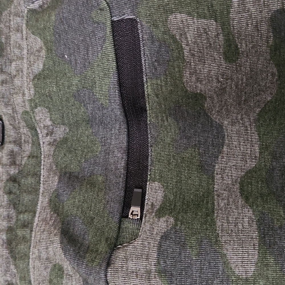 Amazon Essentials Fleece Active Shorts - Picture 11 of 15